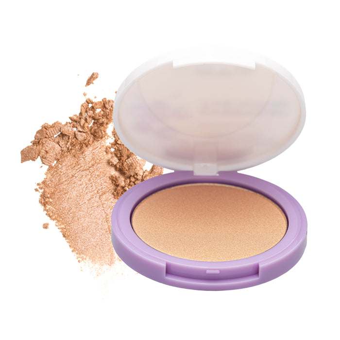 The Everyday For Future Nourishing Blueberry Infused Highlighter sits open in its round, purple-lidded case beside a swatch of the shimmery, champagne-tone vegan formula against a white background.