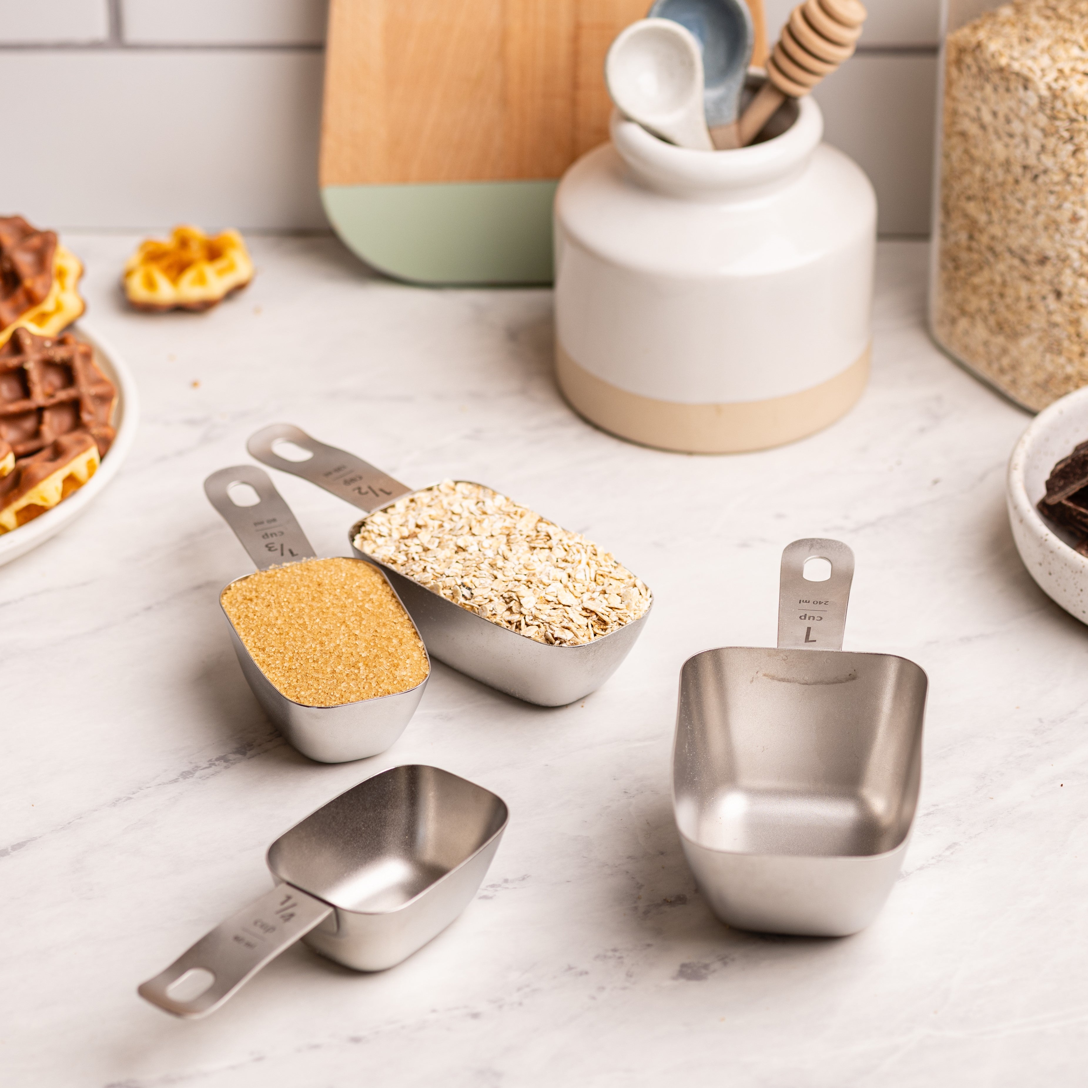 Full Circle Home Measuring Cup - Thumbnail 3