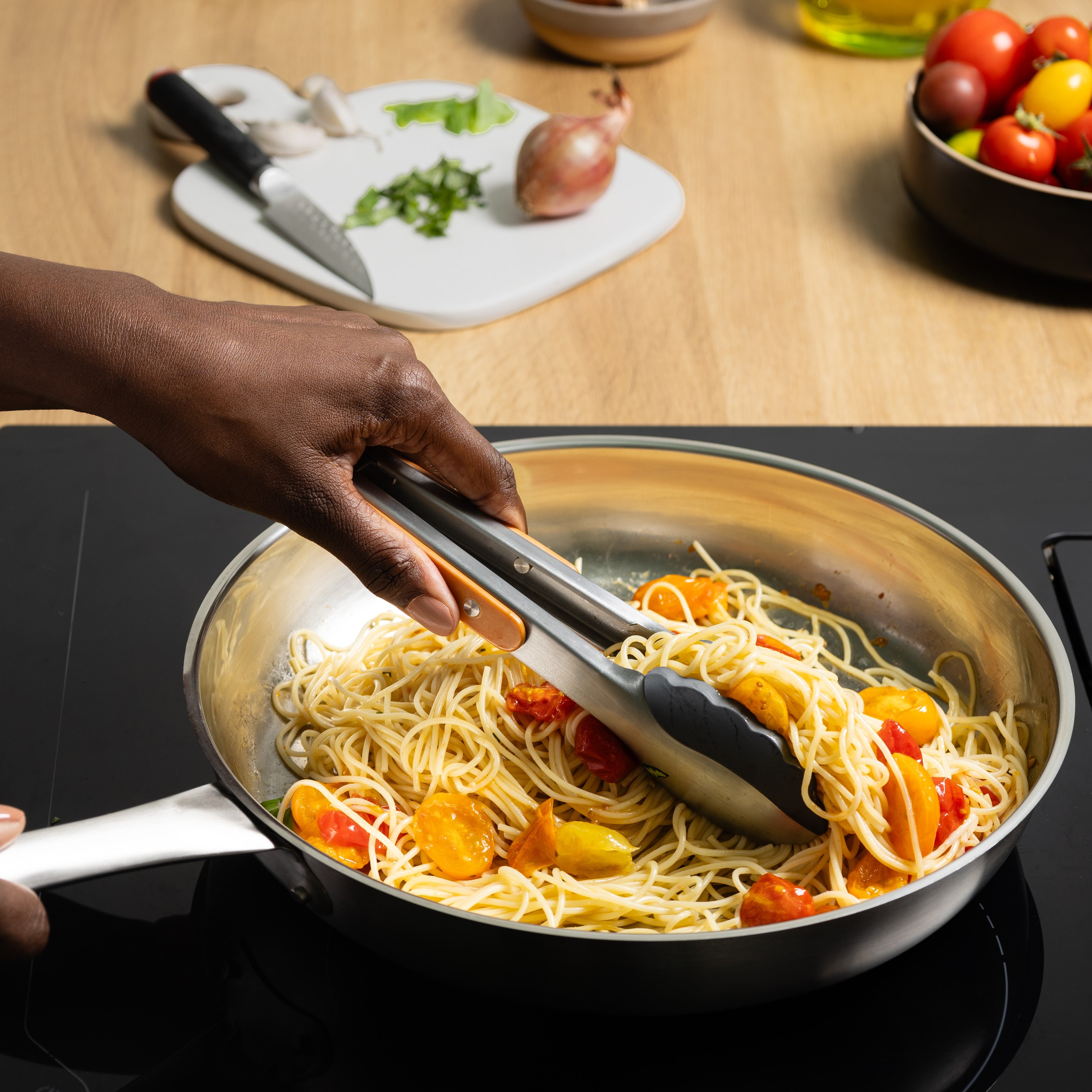 Full Circle Home Tongs - Thumbnail 3