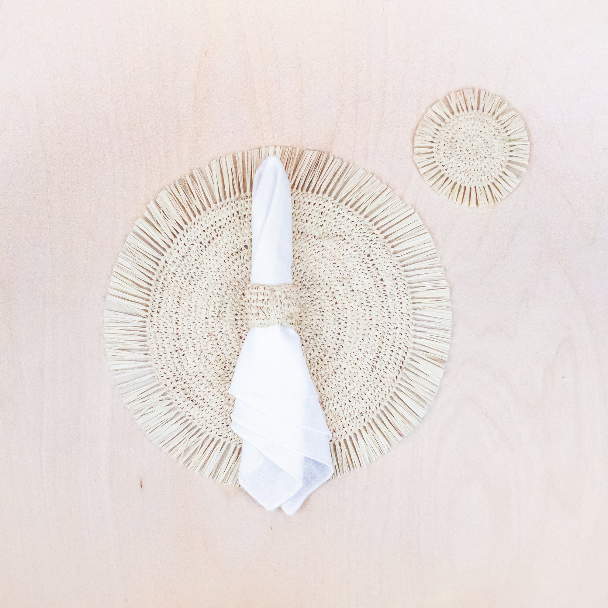 Likha Raffia Fringe Placemats - Thumbnail 3
