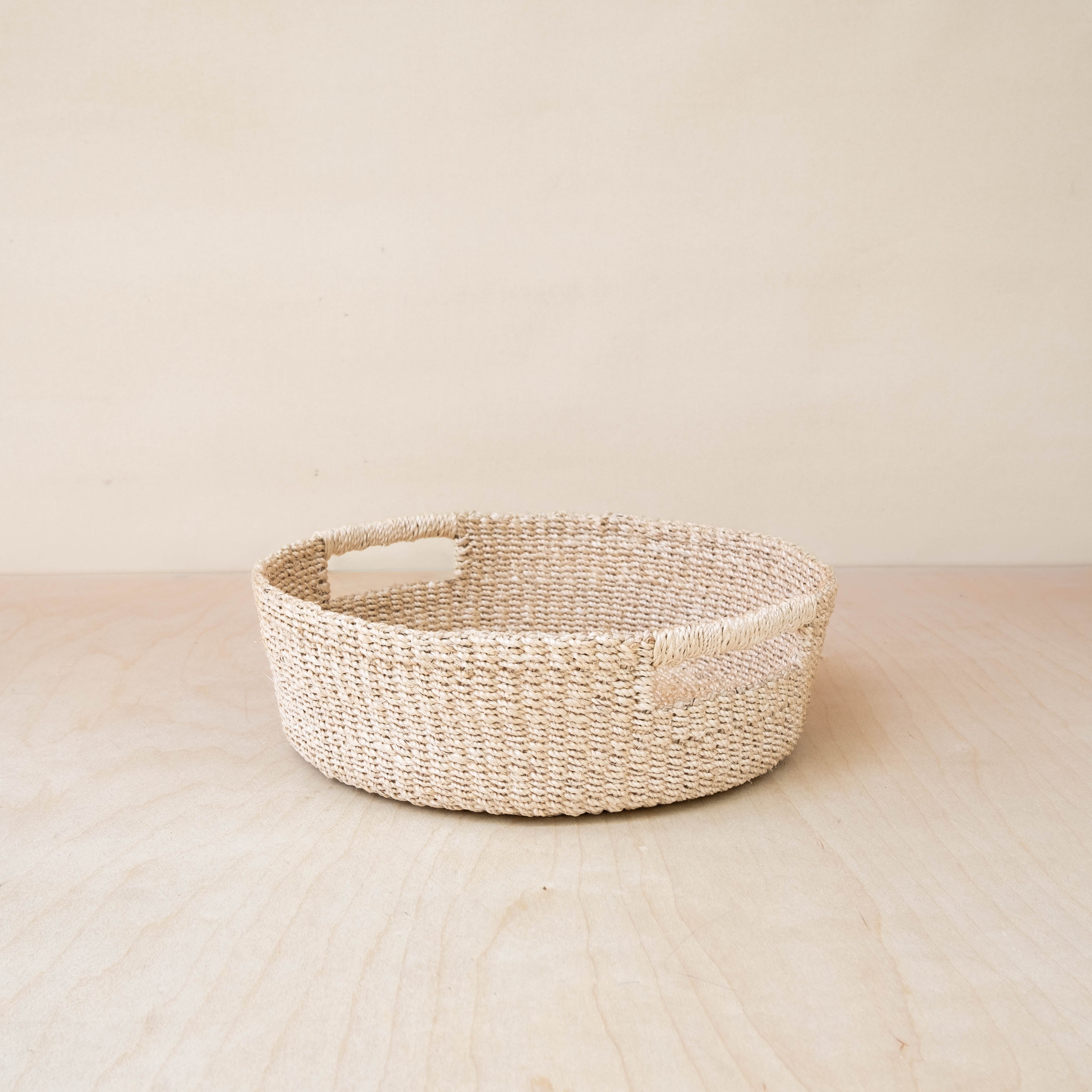LIKHA Abaca Round Tray Open Weave with Cutout Handles - Thumbnail 2