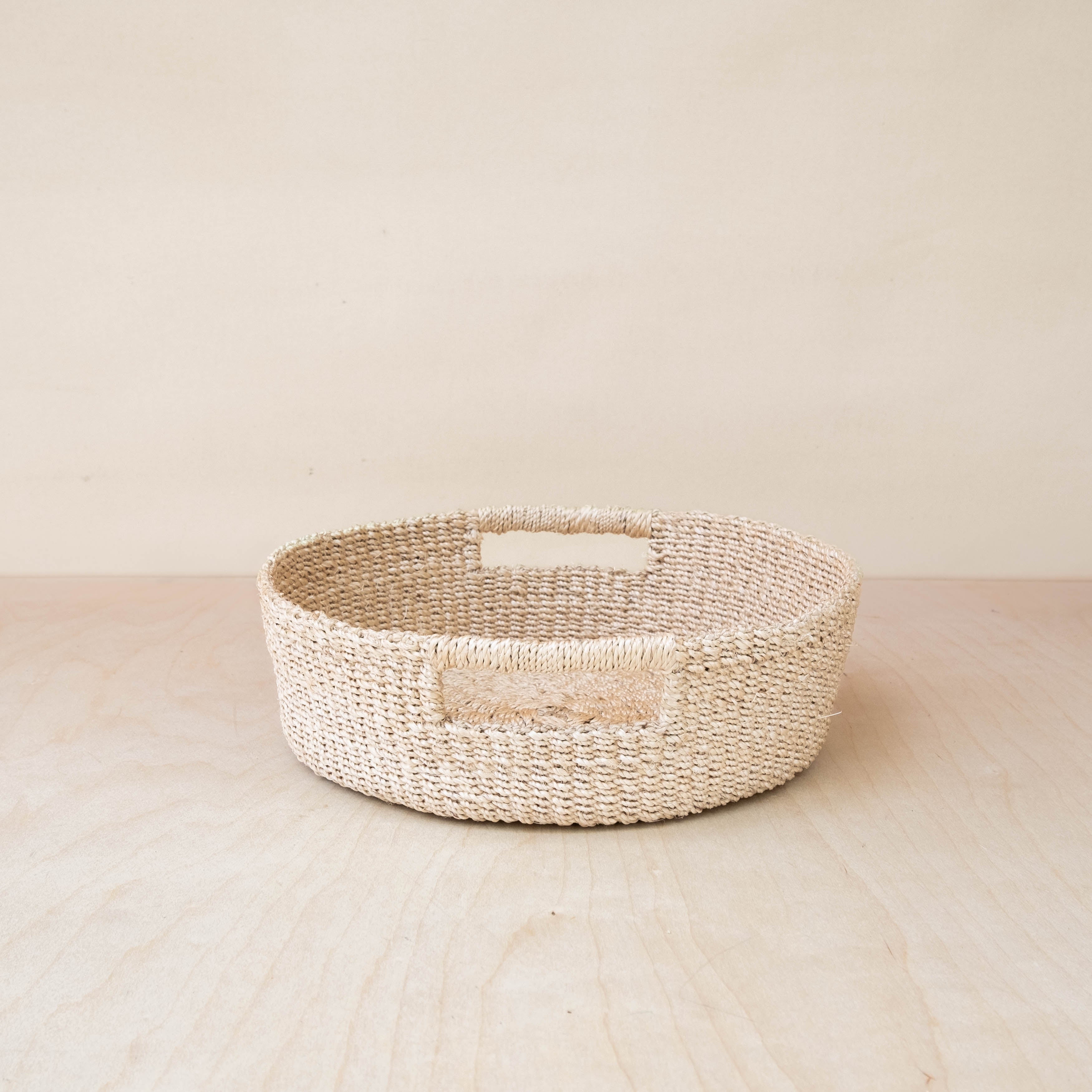 LIKHA Abaca Round Tray Open Weave with Cutout Handles - Thumbnail 4
