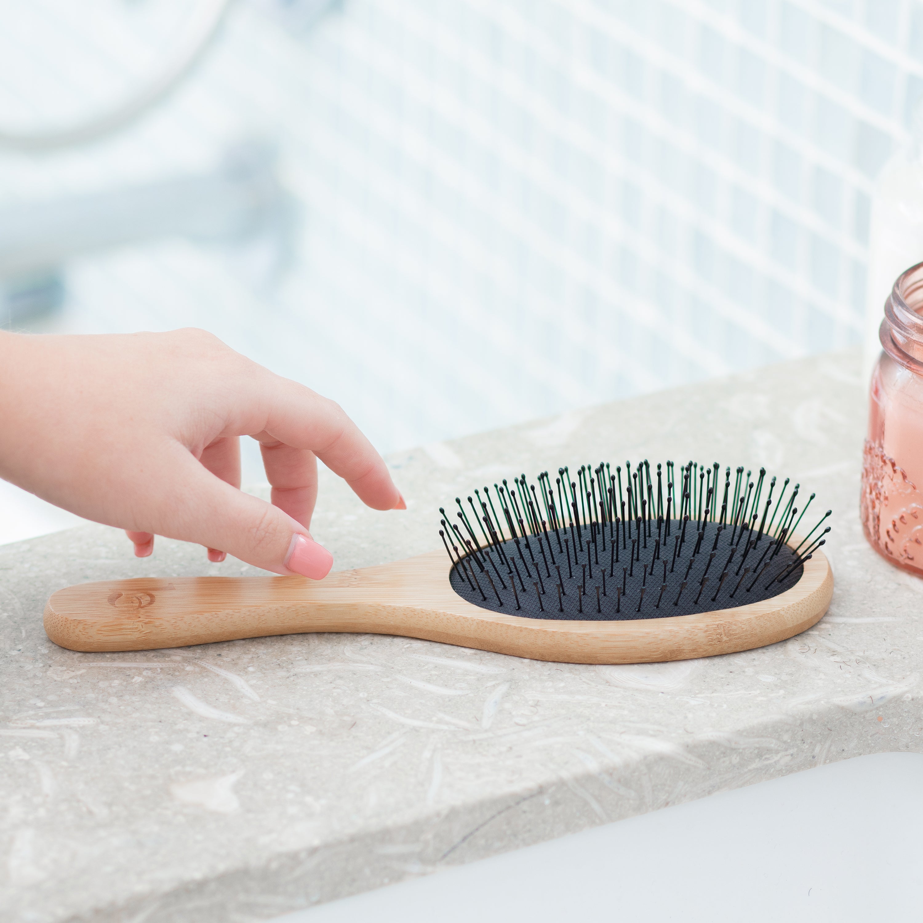 Beauty by Earth Detangling Hair Brush - Thumbnail 5